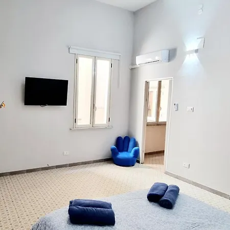 Eracles House Near Ortigia Island *