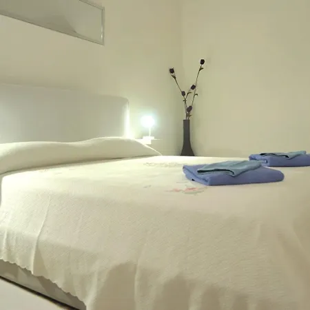Apartment Eracles House Near Ortigia Island Syrakus