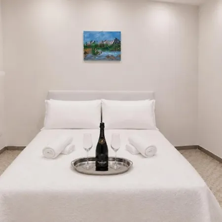 Apartment Eracles House Near Ortigia Island Syrakus